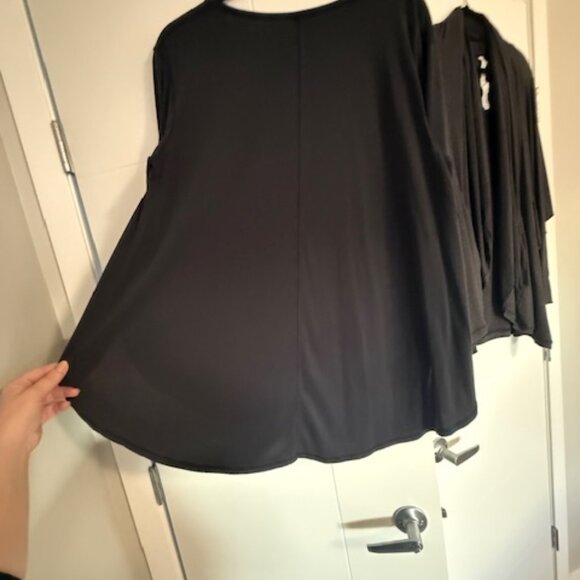 Lululemon Women's Tunic shirt - Picture 4 of 11